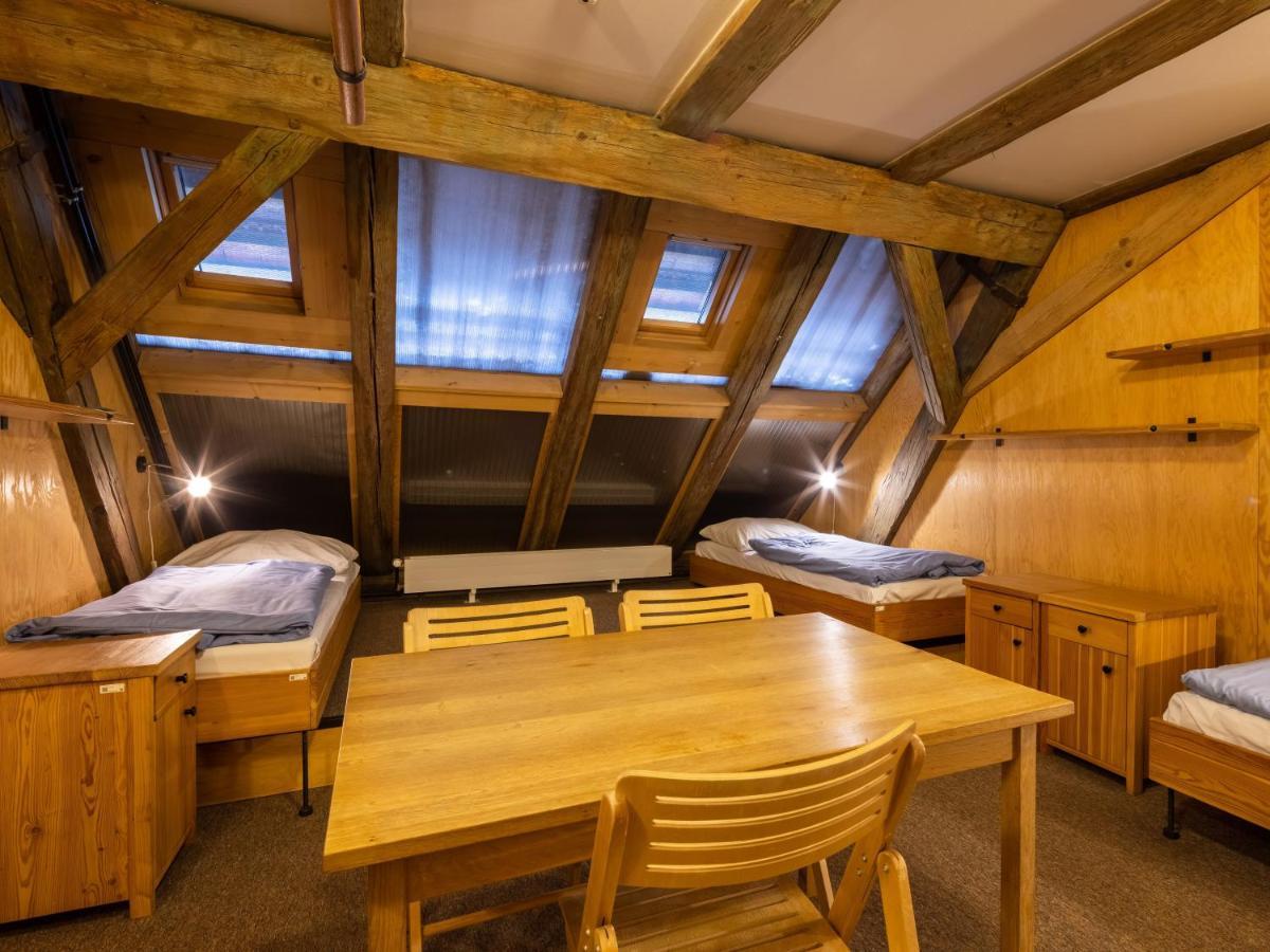 Zamecky Hostel Litomysl Luaran gambar