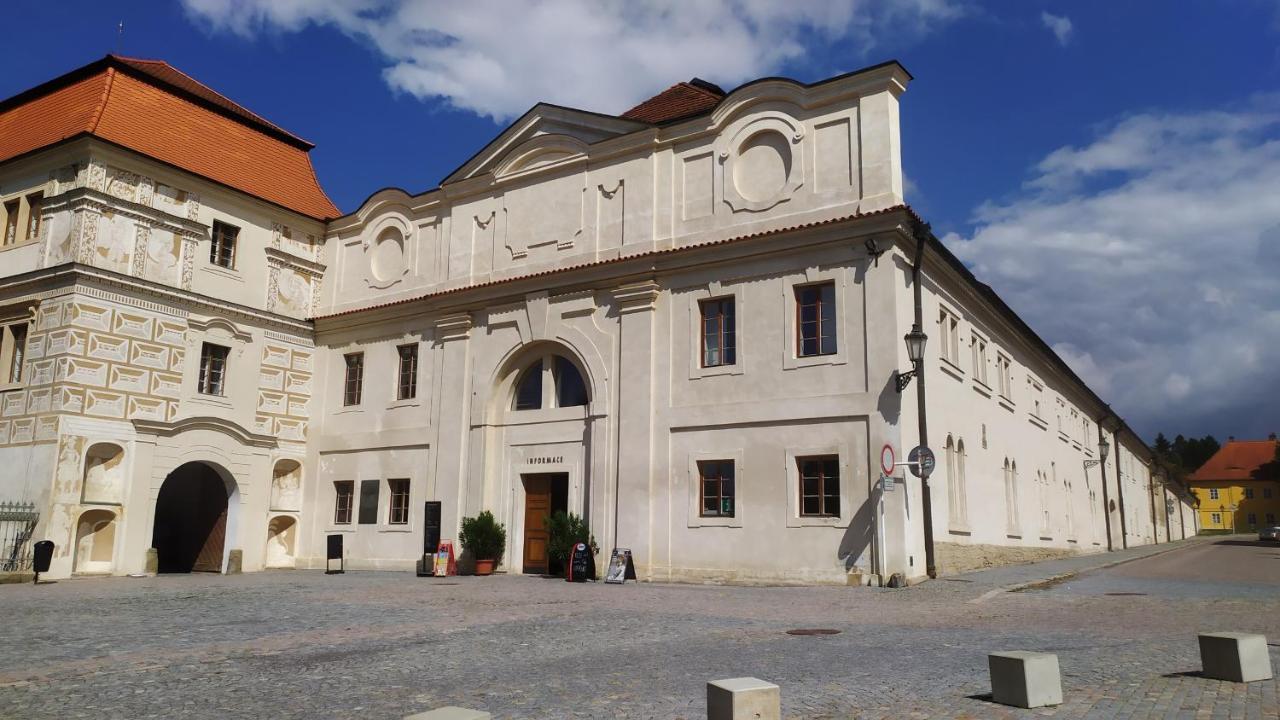 Zamecky Hostel Litomysl Luaran gambar