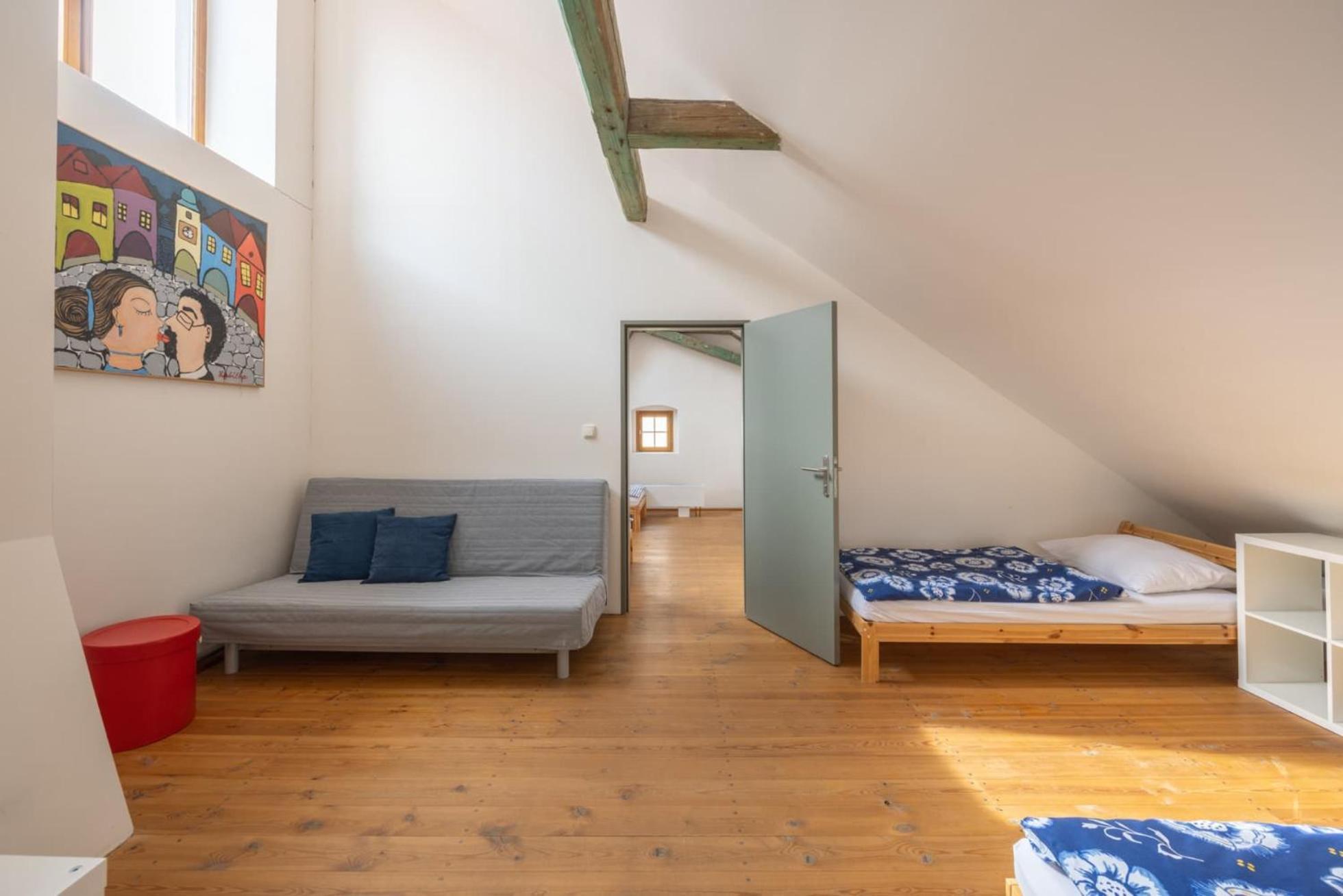 Zamecky Hostel Litomysl Luaran gambar