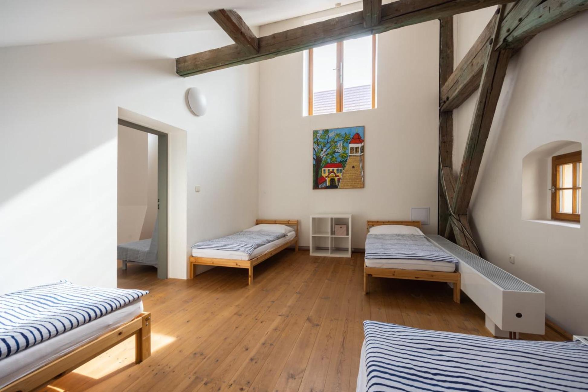 Zamecky Hostel Litomysl Luaran gambar