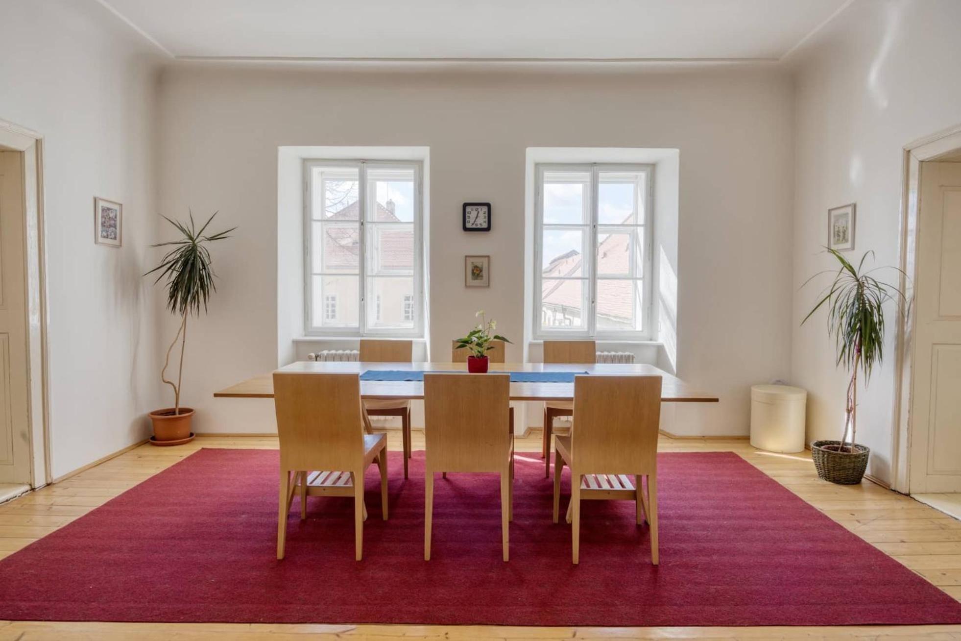 Zamecky Hostel Litomysl Luaran gambar